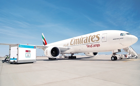 hang hang khong emirates skycargo van chuyen 600 trieu lieu vac xin covid19