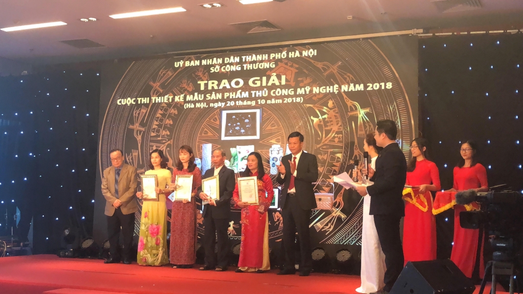 40 san pham dat giai thiet ke mau san pham thu cong my nghe ha noi nam 2018