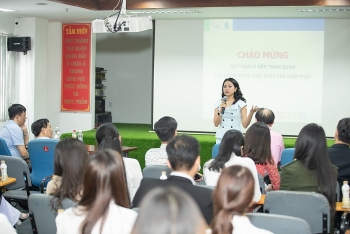 tan hiep phat lan thu 8 dong hanh cung giai thuong qua cau vang