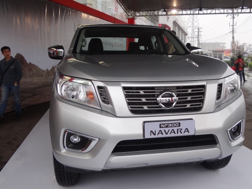 NP300 NAVARA năng suất, phong cách