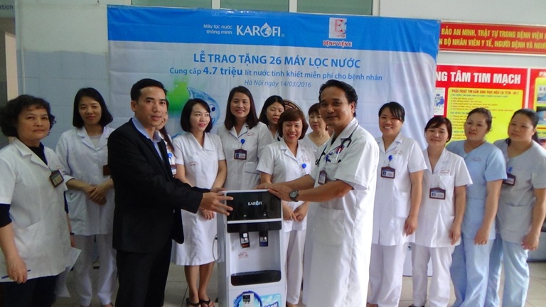 Karofi tặng 4,7 triệu lít nước sạch cho Bệnh viện E