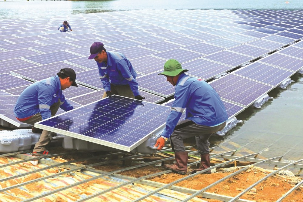 phát triển các dự án năng lượng tái tạo