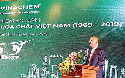 nganh hoa chat tiep tuc giu vung vai tro chu dao trong nen kinh te quoc dan