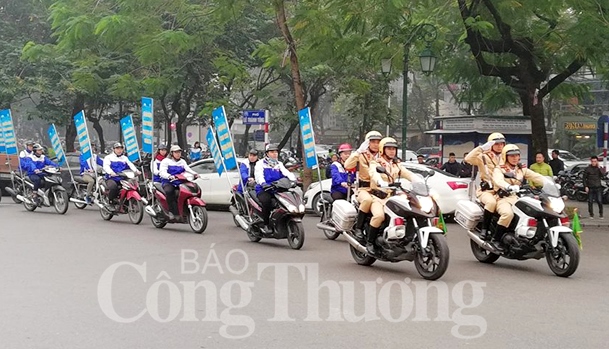 Phát động Năm an toàn giao thông 2018 “An toàn giao thông cho trẻ em”