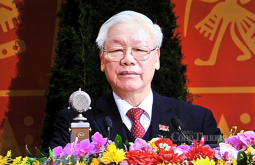 Ban Chấp hành Trung ương Đảng khóa XIII ra mắt Đại hội
