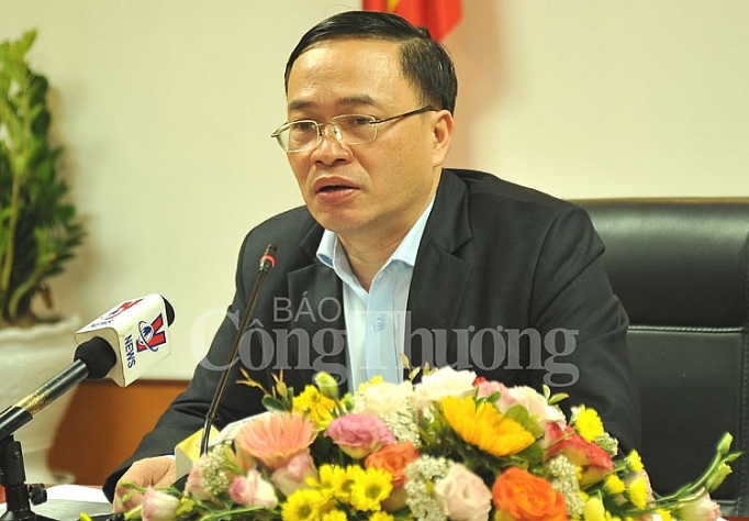 bo cong thuong cong bo quyet dinh dieu chinh gia ban le dien binh quan nam 2019