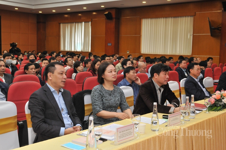 Sớm đưa Nghị quyết Đại hội XIII của Đảng thành thực tiễn sinh động trong cuộc sống
