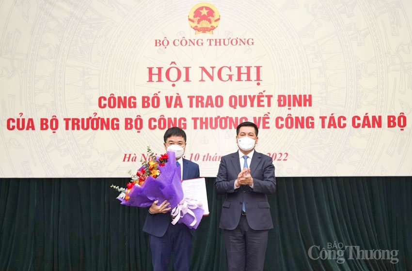 Trao quyết định bổ nhiệm Phó Tổng Biên tập Báo Công Thương