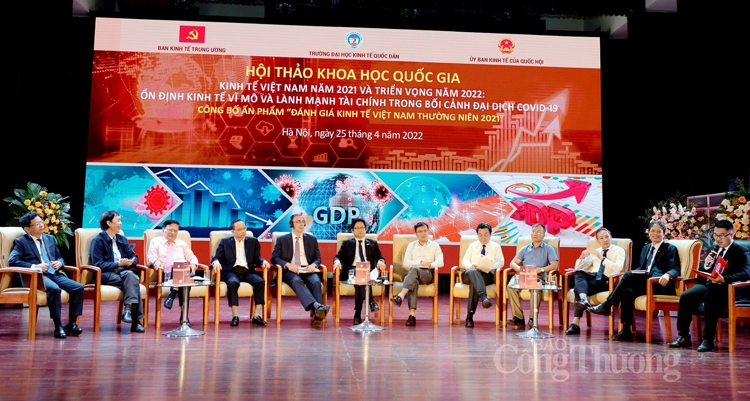 Báo cáo đánh giá kinh tế Việt Nam thường niên năm 2021: Lo nhất lạm phát!