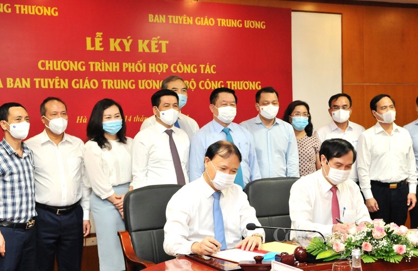 Tăng cường phối hợp công tác giữa Bộ Công Thương và Ban Tuyên giáo Trung ương