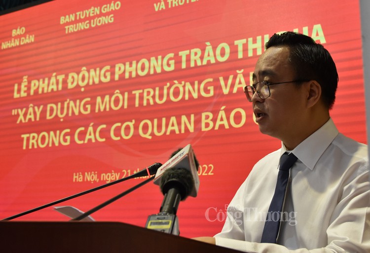 Phát động phong trào thi đua “Xây dựng môi trường văn hóa trong các cơ quan báo chí”