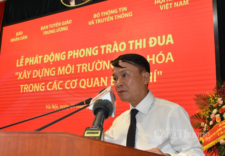 Phát động phong trào thi đua “Xây dựng môi trường văn hóa trong các cơ quan báo chí”