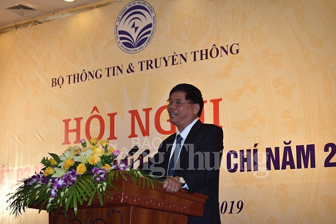 co the cong khai danh sach nhung nguoi duoc cap the nha bao