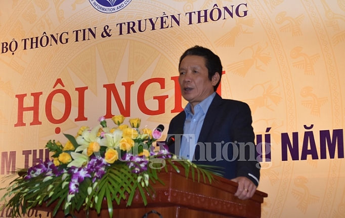 co the cong khai danh sach nhung nguoi duoc cap the nha bao
