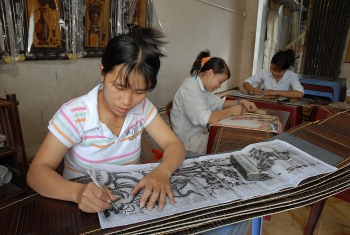 private sector could do better if policies were improved