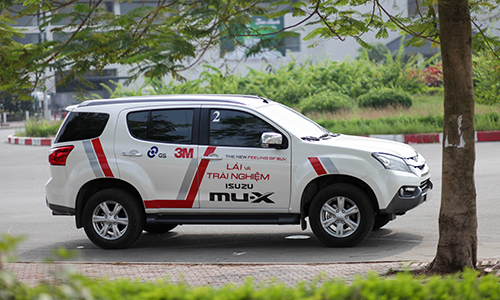 chi-tiet-isuzu-mu-x-tai-ha-noi-2