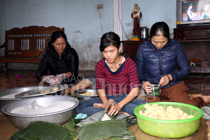 Làng nghề Nghệ An nhộn nhịp vào vụ Tết