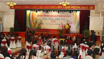 Gặp mặt kiều bào Nghệ An Xuân Đinh Dậu 2017