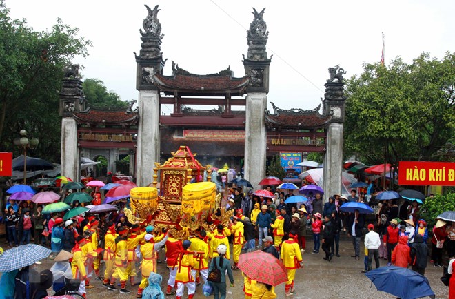 le ruoc nuoc nghi le quan trong trong le hoi den tran o thai binh