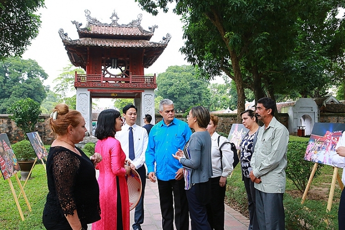 hoi nghi thuong dinh my trieu ha noi thong diep hoa binh