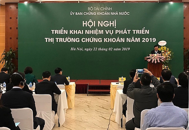 nam 2019 nang hang thi truong chung khoan