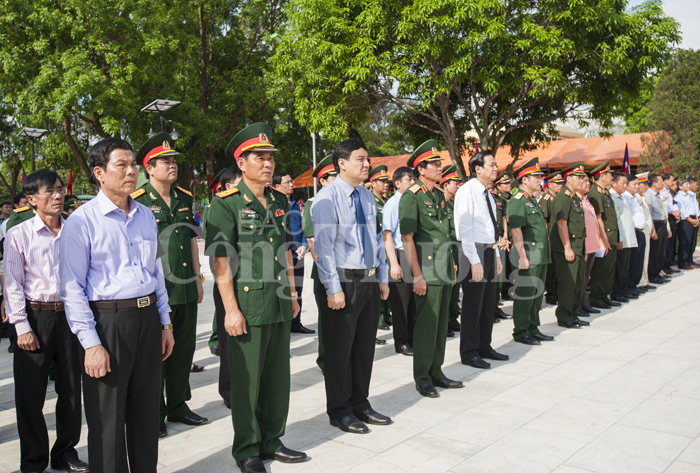 An táng 107 hài cốt liệt sĩ hy sinh ở Lào