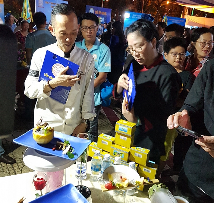 le hoi am thuc yen sao khanh hoa
