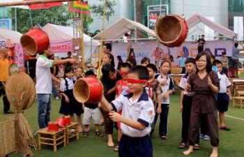 "Ngày hè của em" tại "Ngôi nhà chung"