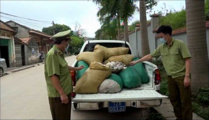 Chủ động "làm sạch" thị trường vùng biên