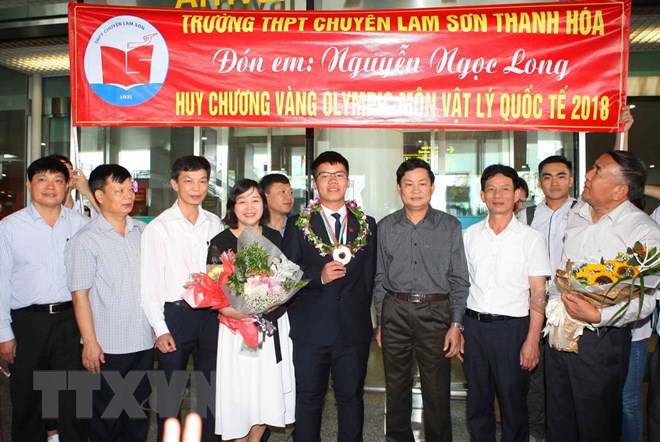 bi quyet gianh huy chuong vang olympic vat ly cua chang trai xu thanh