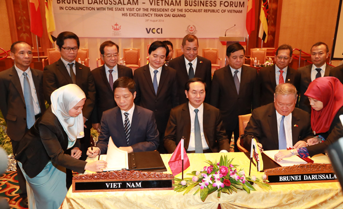 Ký MoU về hợp tác kinh tế và thương mại Việt Nam - Brunei