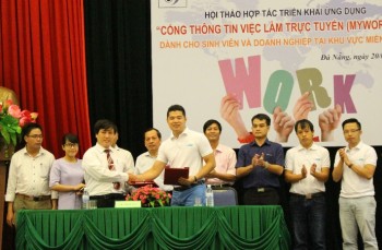 Mở cổng thông tin hướng nghiệp cho sinh viên miền Trung