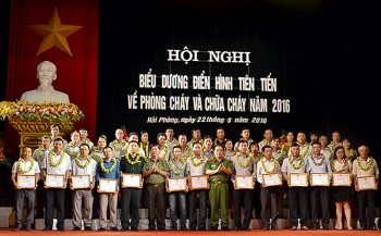 Hải Phòng biểu dương các điển hình phòng cháy chữa cháy 2016