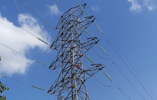 Hoàn thành công tác kéo dây mạch 2 đường dây 220kV Ô Môn - Sóc Trăng