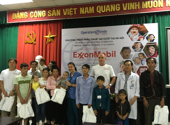 ExxonMobil chung tay đem lại nụ cười cho trẻ em Việt Nam