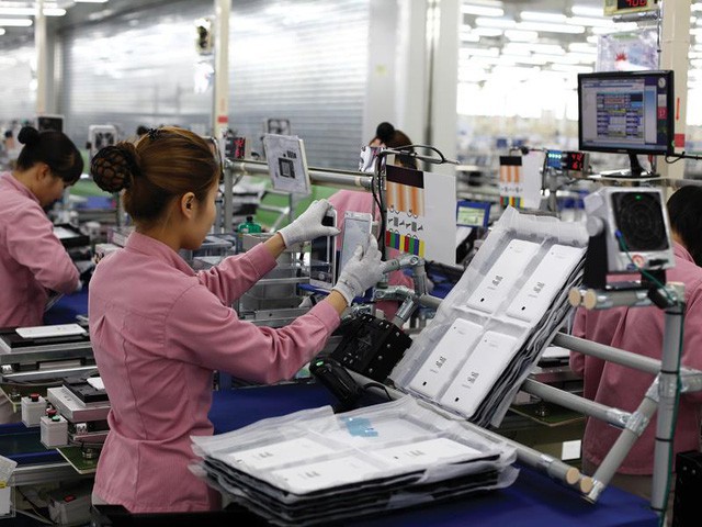 nuoc nao mua dien thoai made in viet nam nhieu nhat the gioi