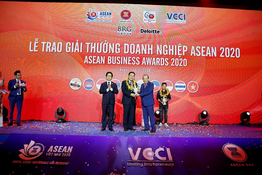 Lễ trao giải thưởng ASEAN BUSINESS AWARDS: Vinh danh 58 doanh nghiệp xuất sắc toàn khu vực