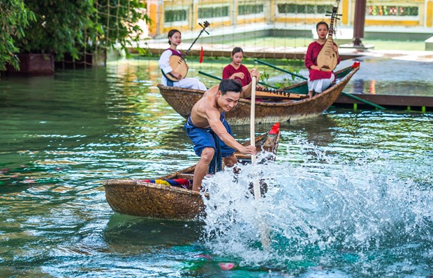 Kich cau du lich noi dia ‘thoi COVID’: Khong chi dung o lien ket hinh anh 1