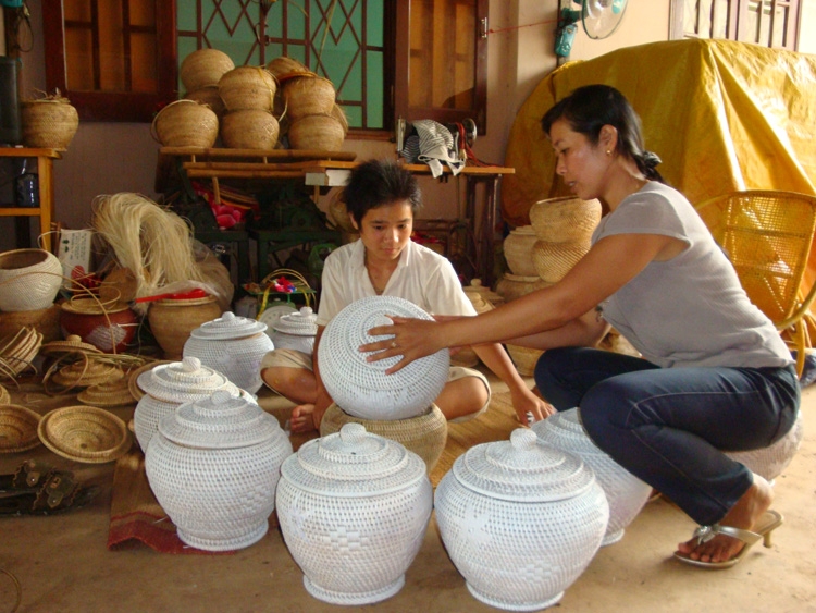 mien trung tay nguyen no luc hoan thanh ke hoach khuyen cong