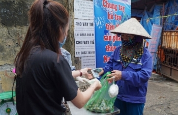 quang ninh ho tro nong dan van don tieu thu thuy hai san