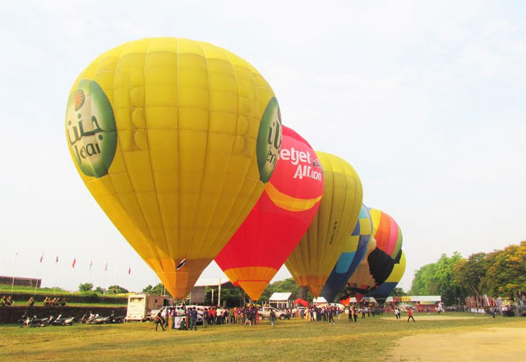 Rực rỡ ngày hội khinh khí cầu