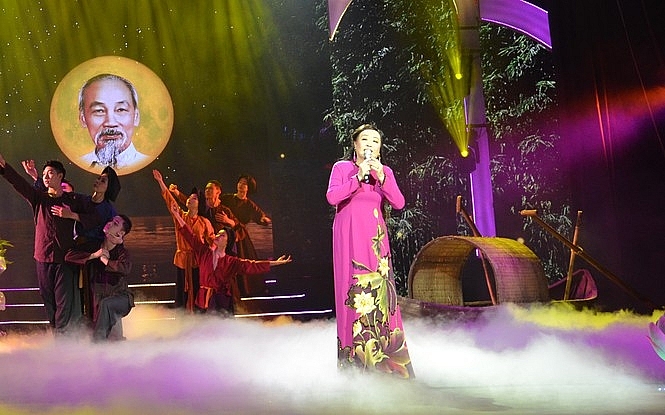 nghe si trong nuoc va quoc te tham gia chuong trinh dac biet ky niem ngay sinh nhat bac