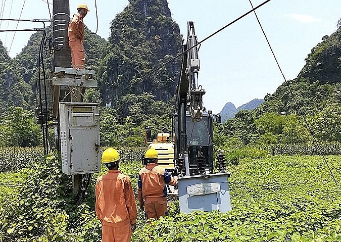 nghe an can gan 1000 ty dong de cai tao luoi dien sau ban giao