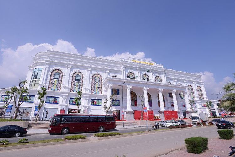Vincom Retail chính thức niêm yết 1,9 tỷ cổ phiếu mã VRE