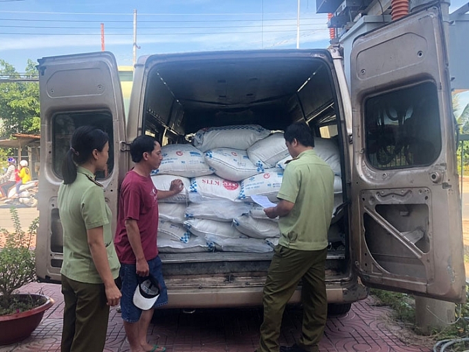 An Giang: Tiếp tục phát hiện hơn 2 tấn đường cát không có hoá đơn chứng từ