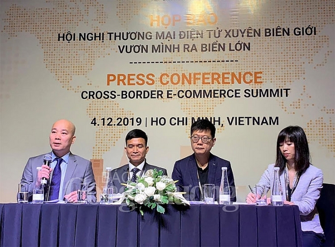 hop tac voi amazon mo ra co hoi ban hang den 185 thi truong tren the gioi