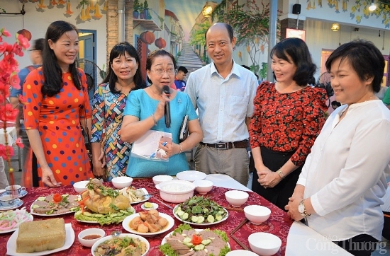 Hội thi trưng bày mâm cỗ ngày Tết mừng xuân Tân Sửu