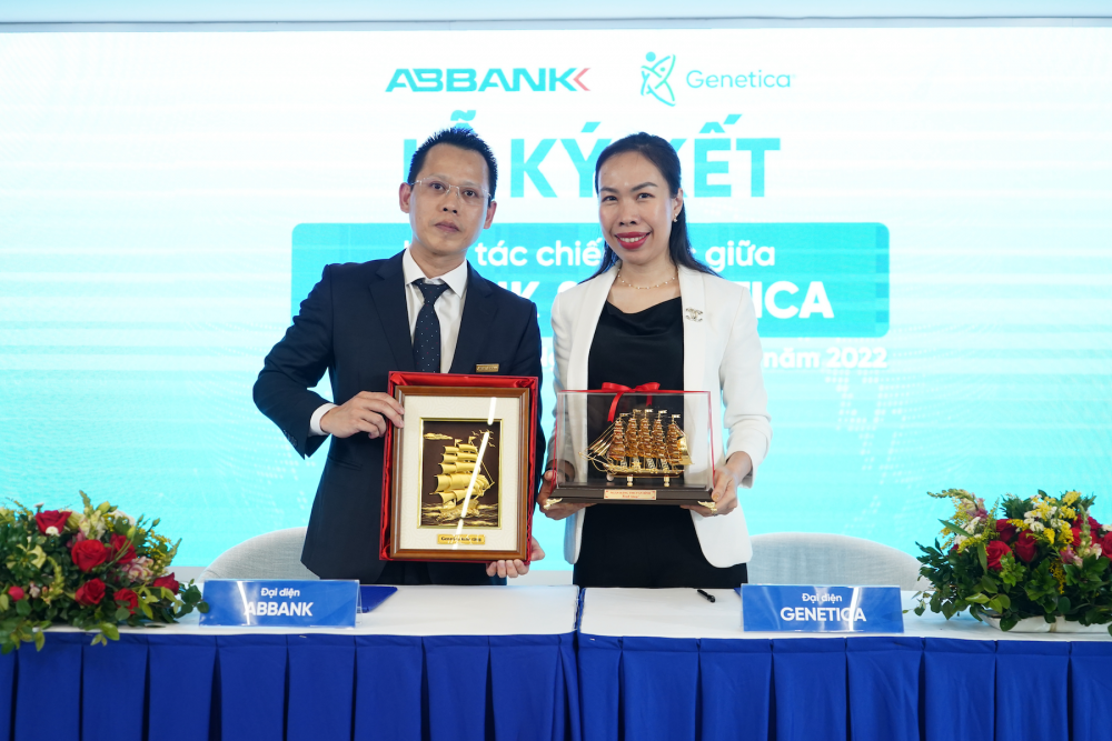 abbank hop tac genetica cung cap dich vu giai ma gen cho khach hang