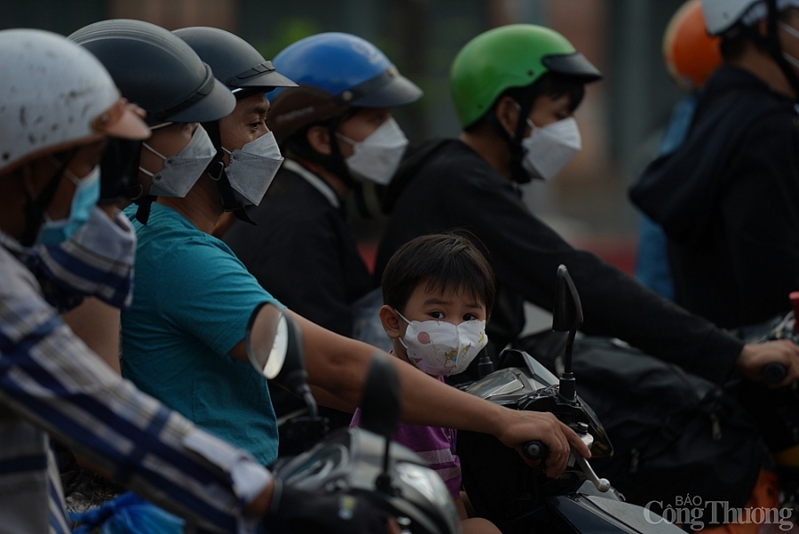 TP. Hồ Chí Minh: Ngày cuối kỳ nghỉ lễ bến xe vắng khách, sân bay đông đúc