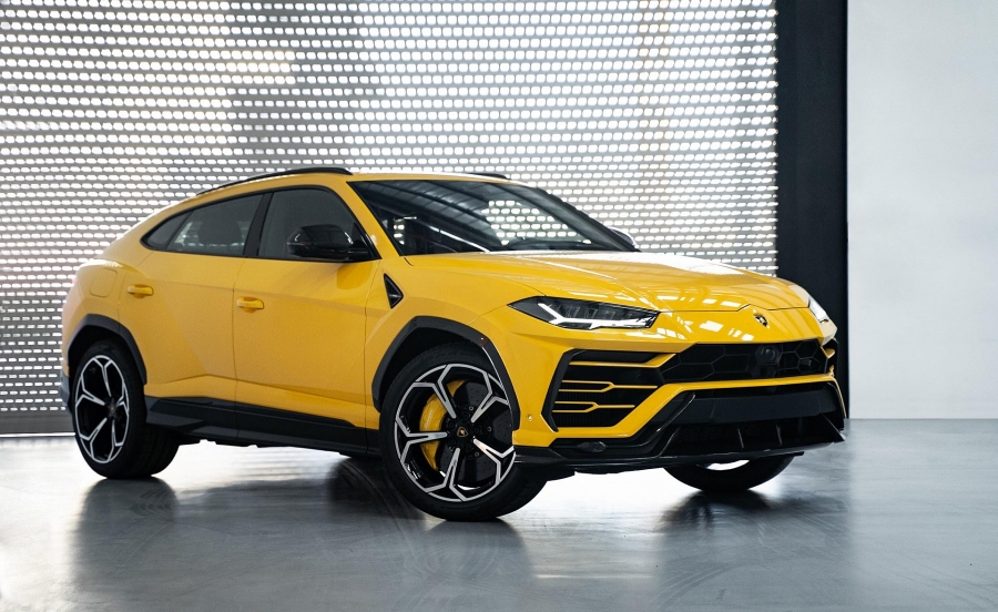 sieu xe lamborghini huracan va urus da co mat tai tp ho chi minh